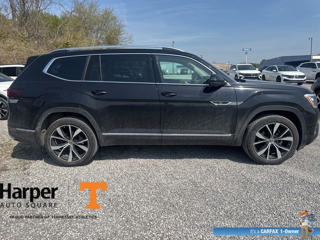 Used 2025 Volkswagen Atlas SEL Premium R-Line image 6