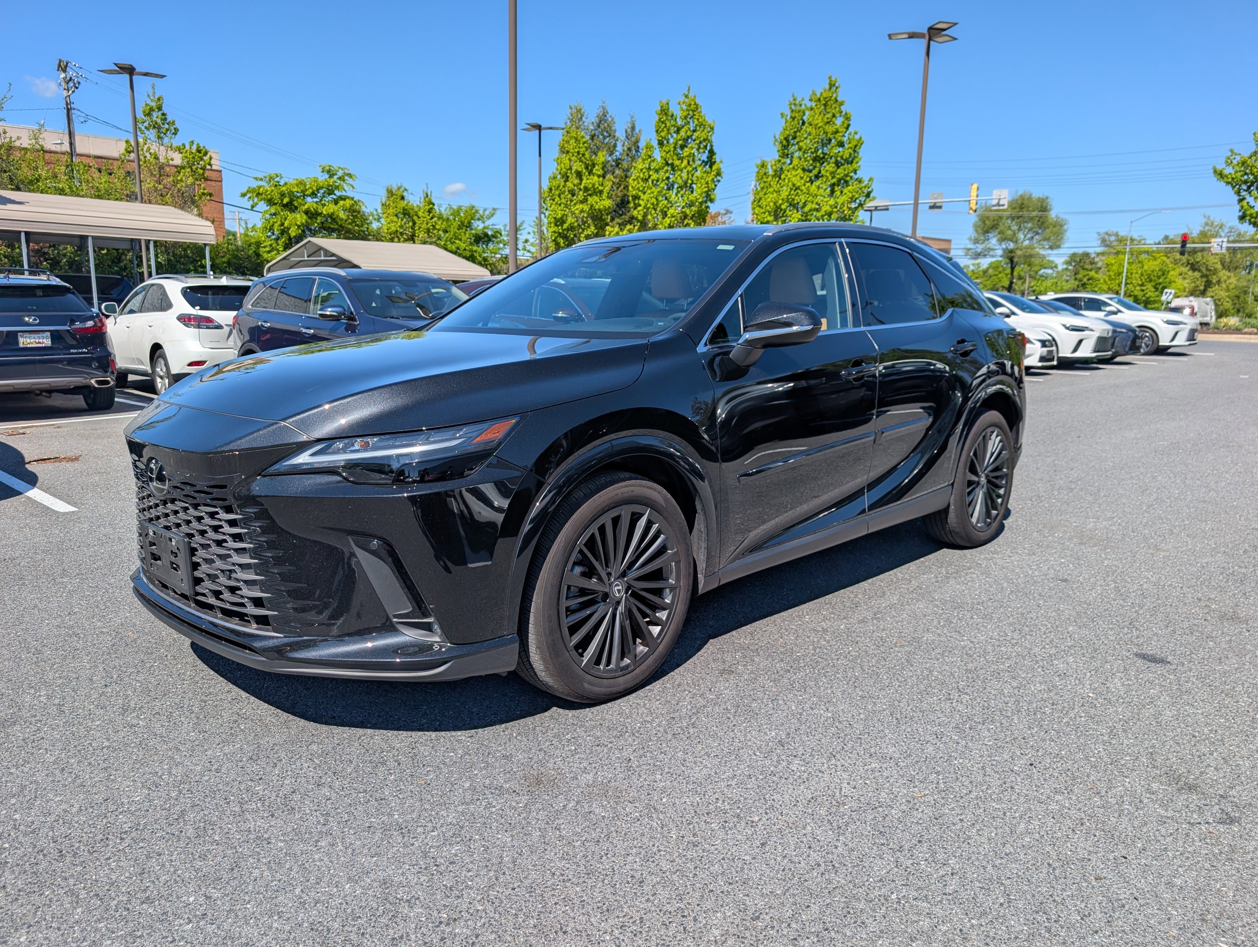Used 2025 Lexus RX 350 Premium w/ Accessory Package (Z1) AWD/4WD image 7