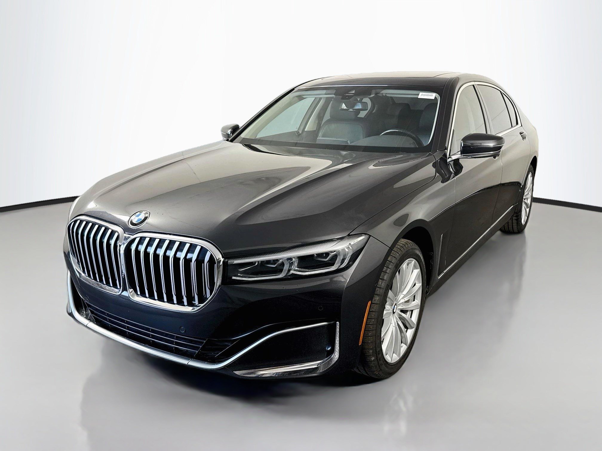 Used 2022 BMW 740i RWD image 4
