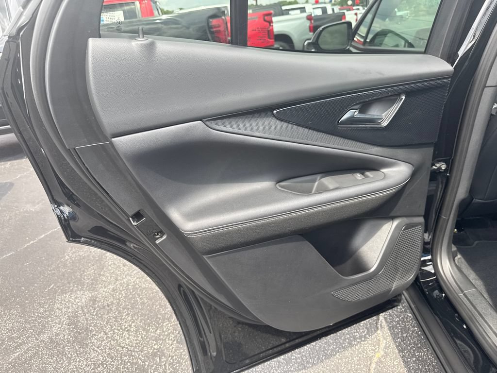 Used 2024 Chevrolet Blazer EV LT AWD/4WD image 23