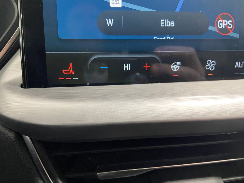 Used 2024 Ford Escape Platinum image 15