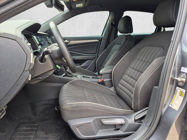 Used 2024 Volkswagen Jetta Sport FWD image 15
