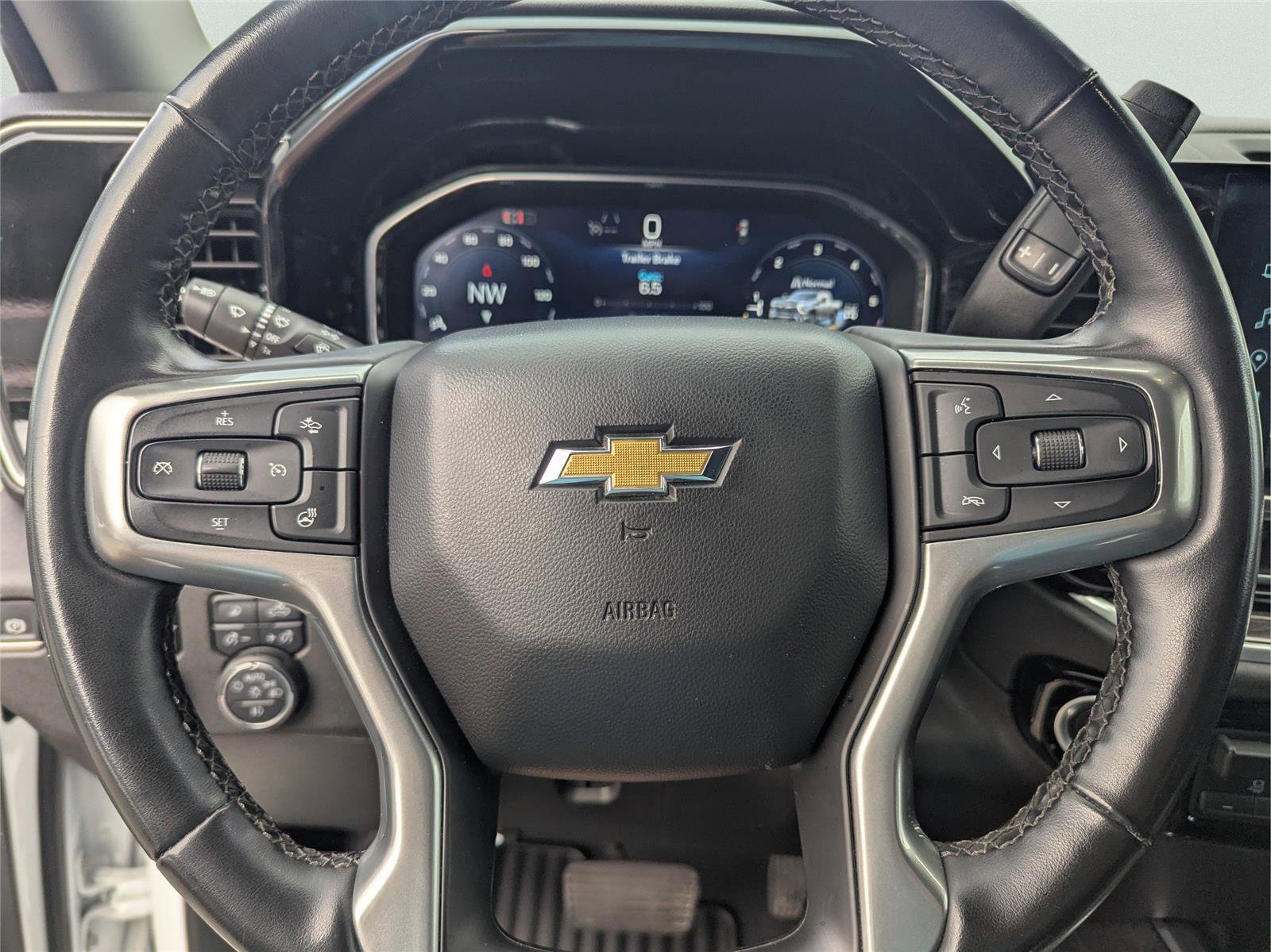 Used 2024 Chevrolet Silverado 2500 LTZ w/ LTZ Convenience Package image 20