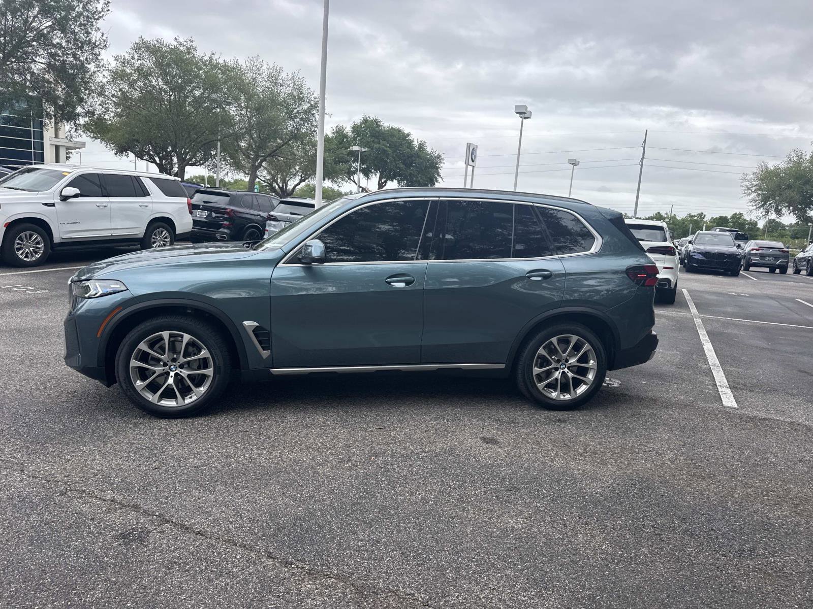 Certified 2024 BMW X5 sDrive40i w/ Premium Package image 7