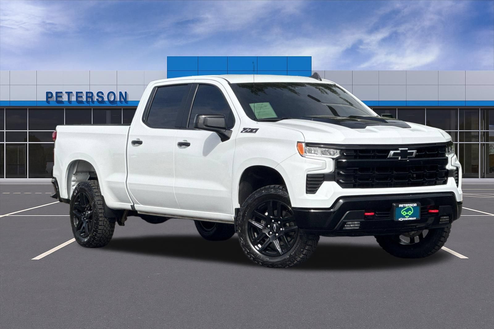 Certified 2023 Chevrolet Silverado 1500 LT Trail Boss w/ LPO, Dark Essentials Package AWD/4WD image 2