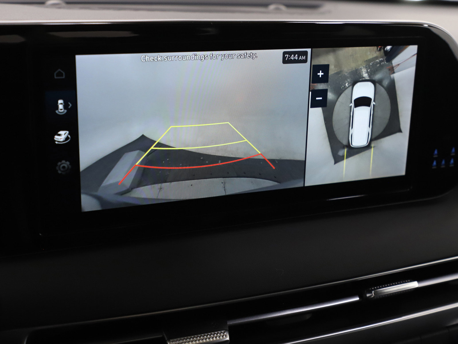 Used 2024 Hyundai Palisade Calligraphy image 25