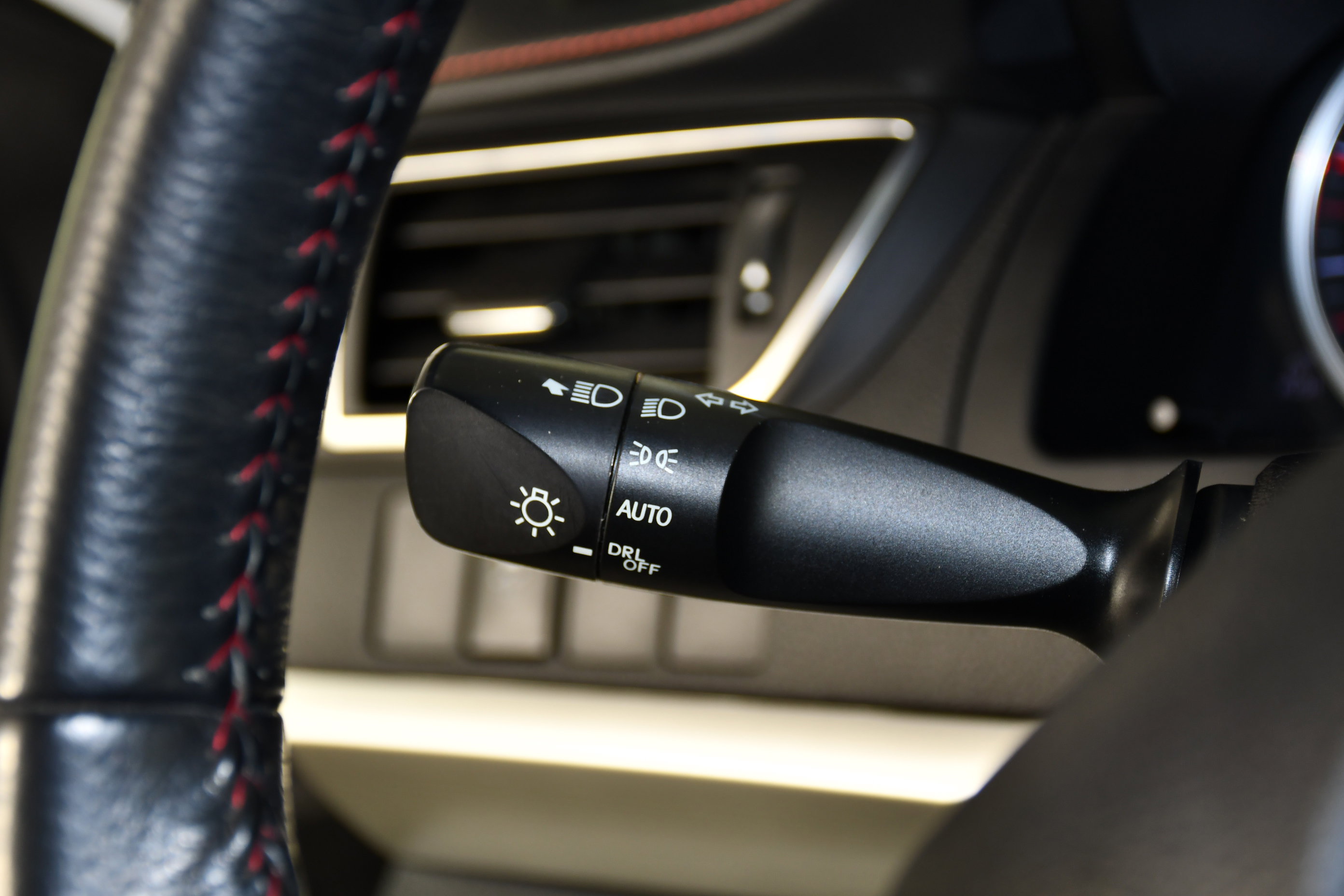Used 2017 Toyota Camry SE FWD image 23