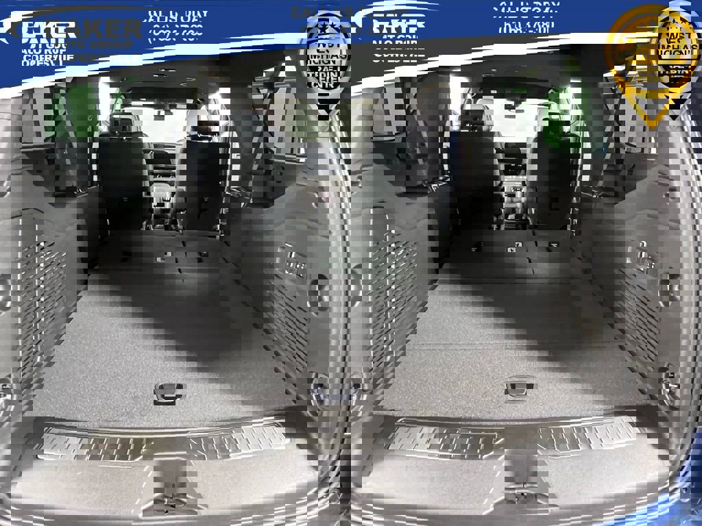 New 2025 Chevrolet Suburban Premier image 14