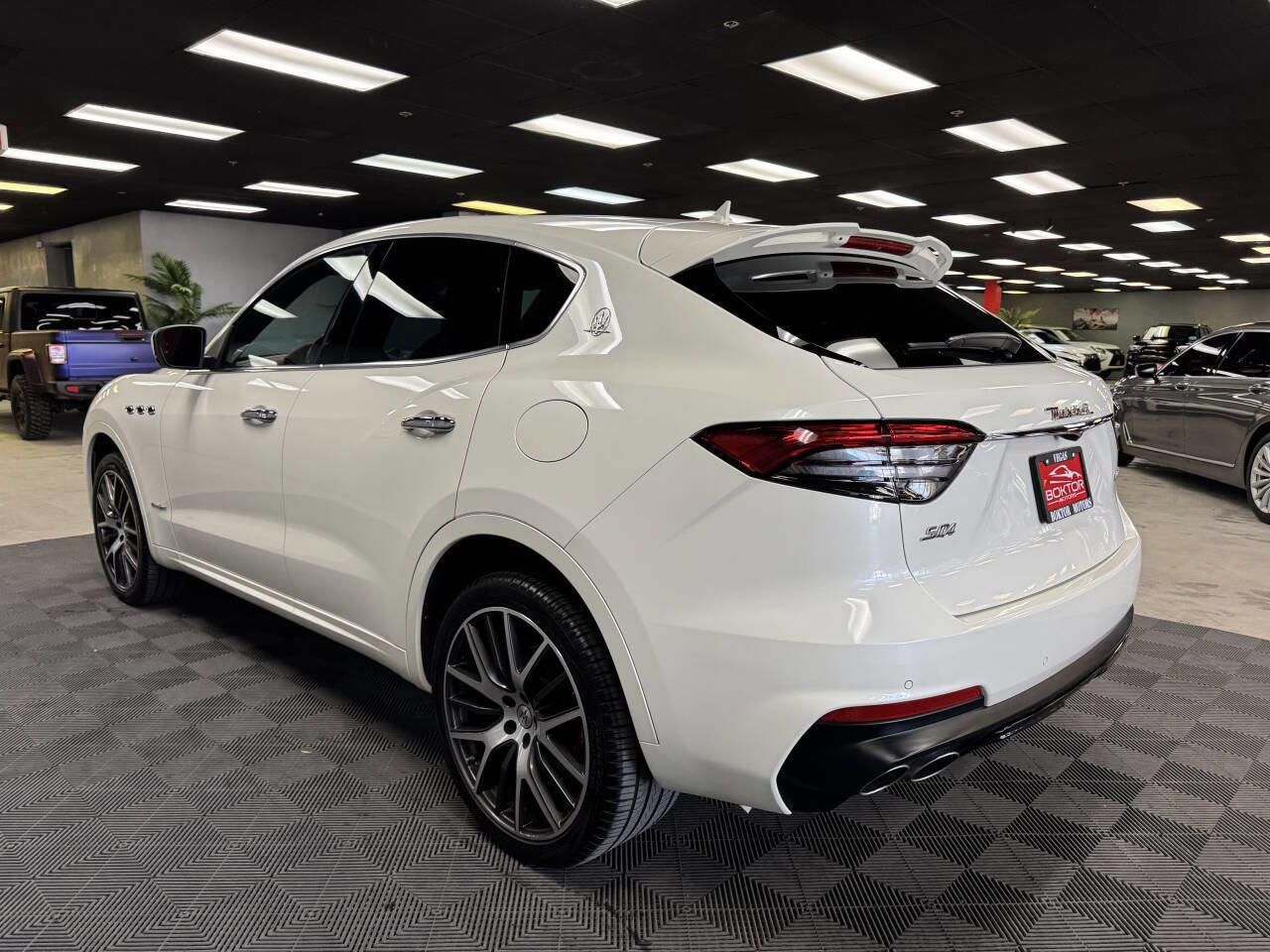 Used 2021 Maserati Levante S GranSport image 11