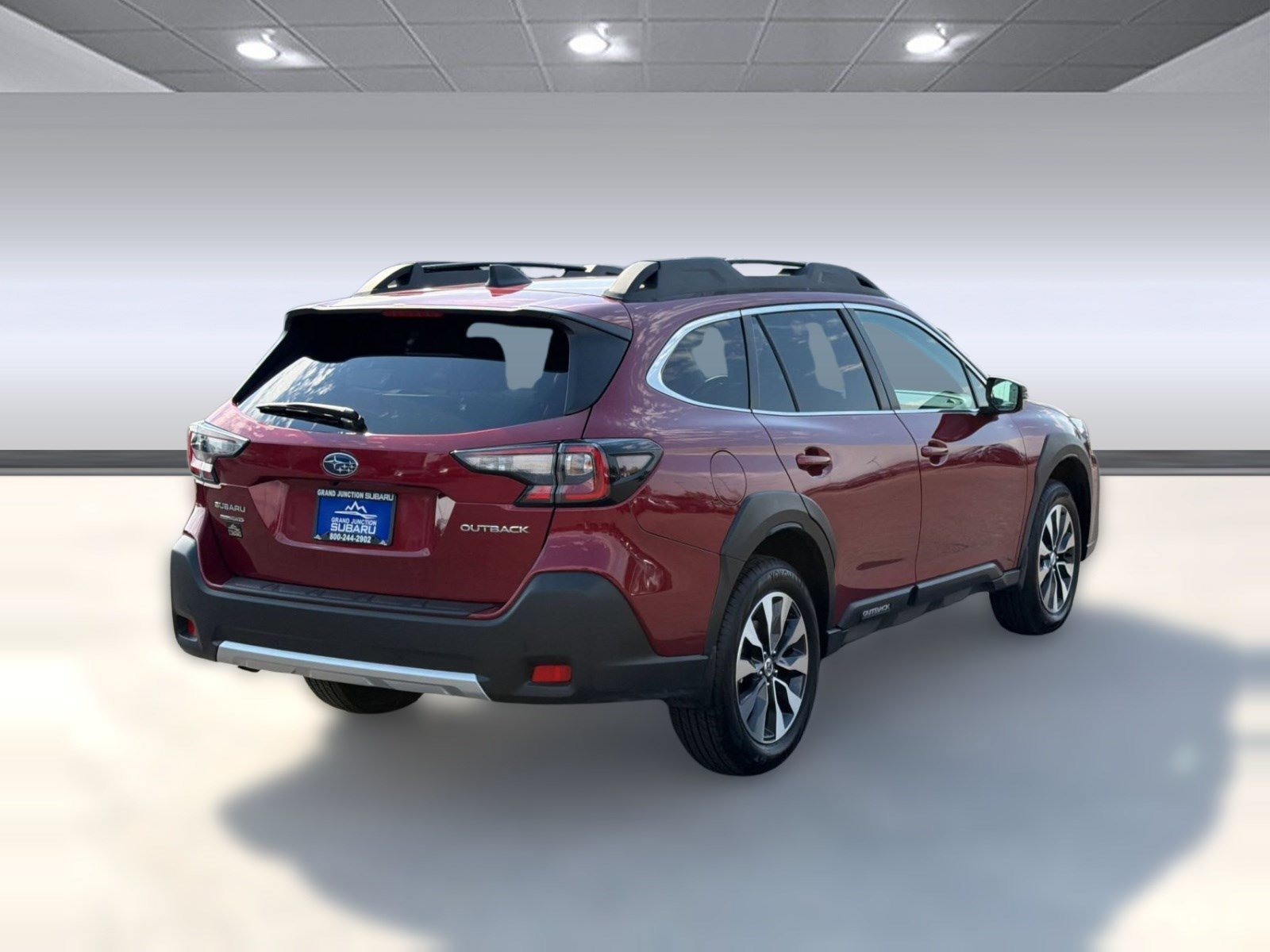 Certified 2025 Subaru Outback Limited AWD/4WD image 9