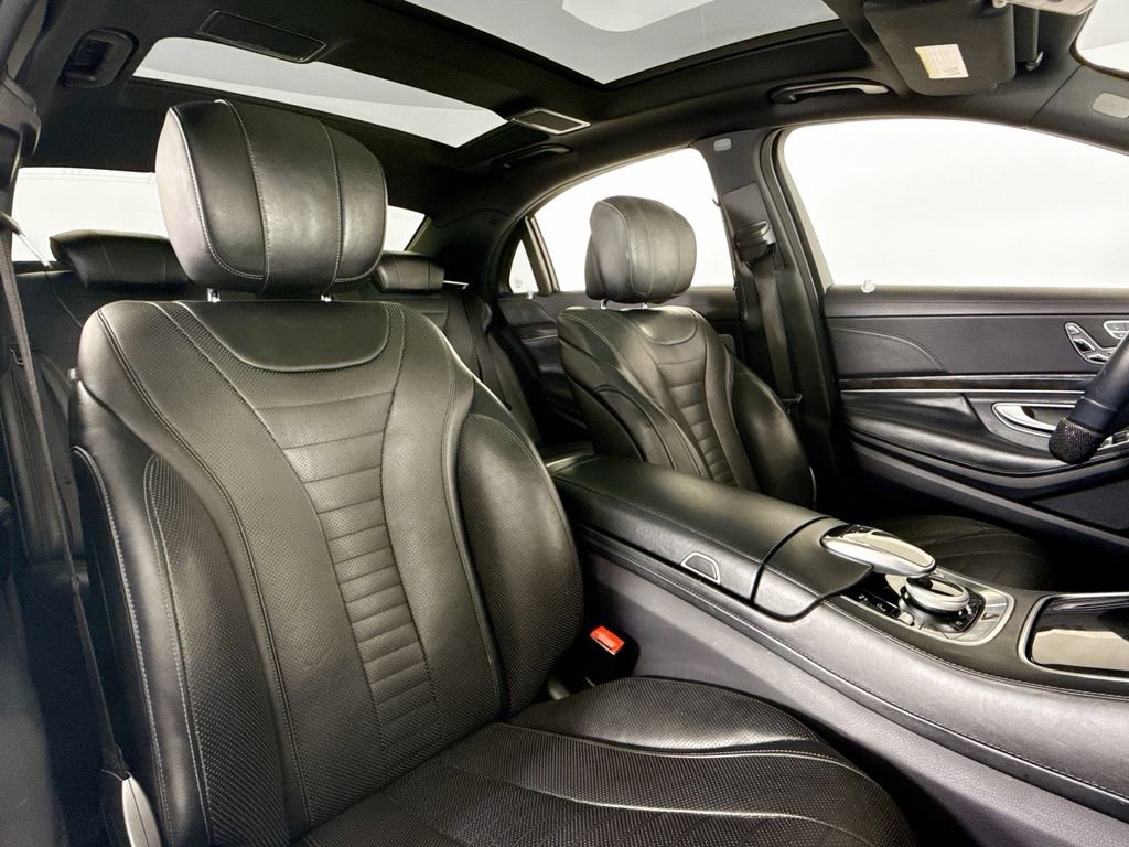 Used 2020 Mercedes-Benz S 560 Sedan image 14