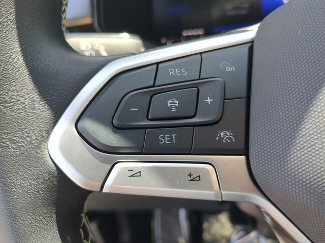 Certified 2025 Volkswagen Taos S AWD/4WD image 26