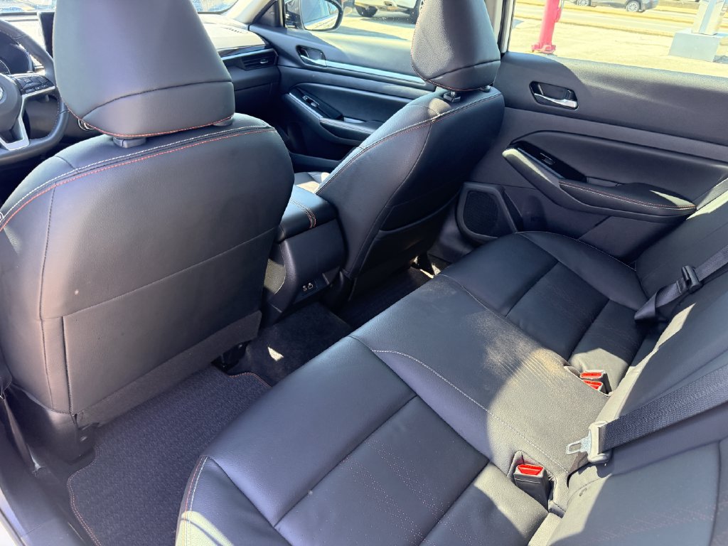 Used 2024 Nissan Altima 2.5 SR w/ SR Premium Package FWD image 23