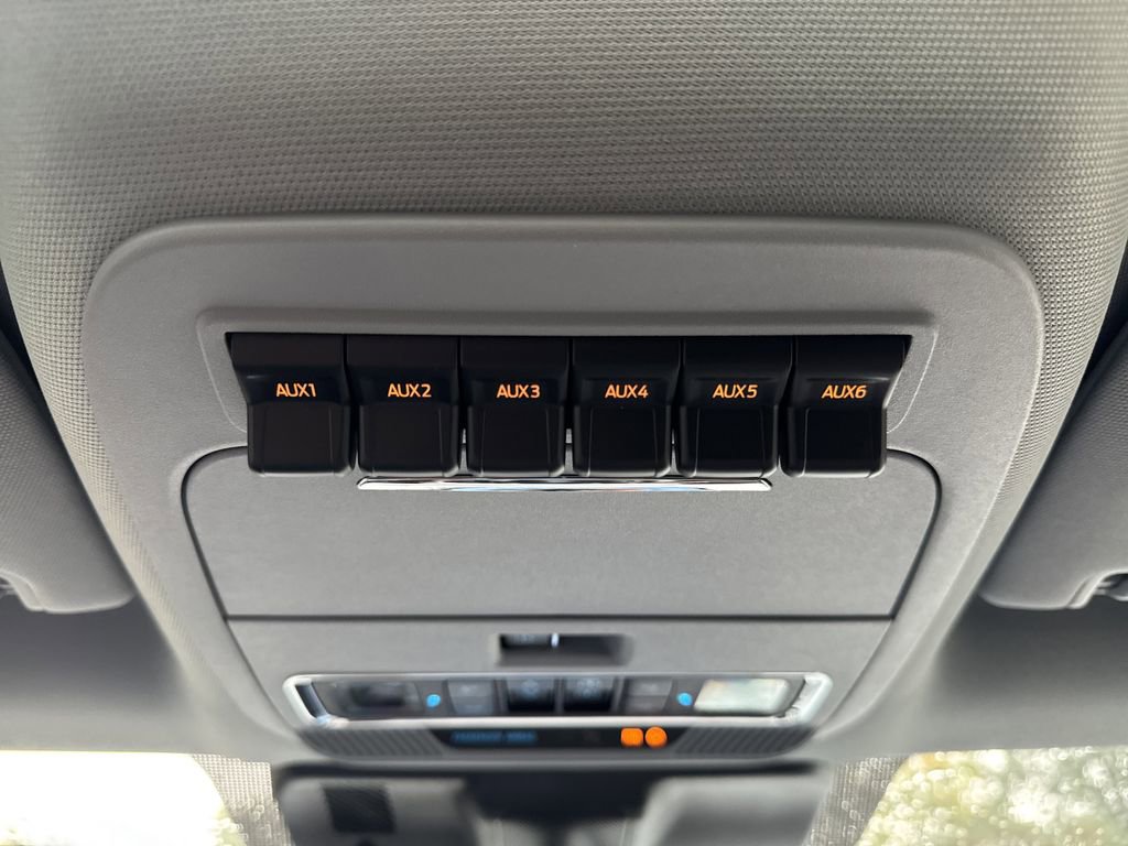 New 2026 Ford F350 Lariat w/ Lariat Ultimate Package image 43