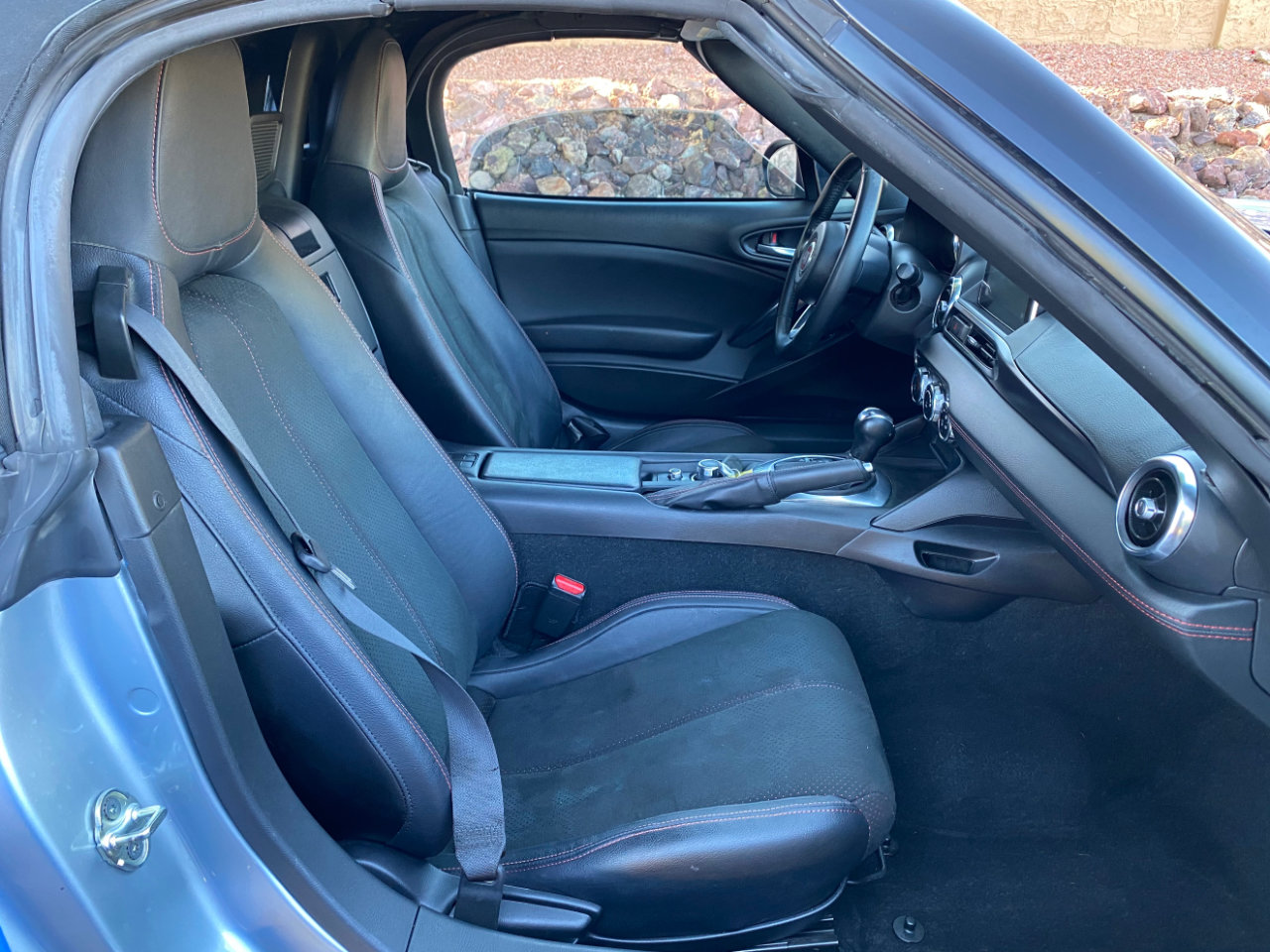 Used 2020 FIAT 124 Spider Urbana Edition Convertible *Lt image 36