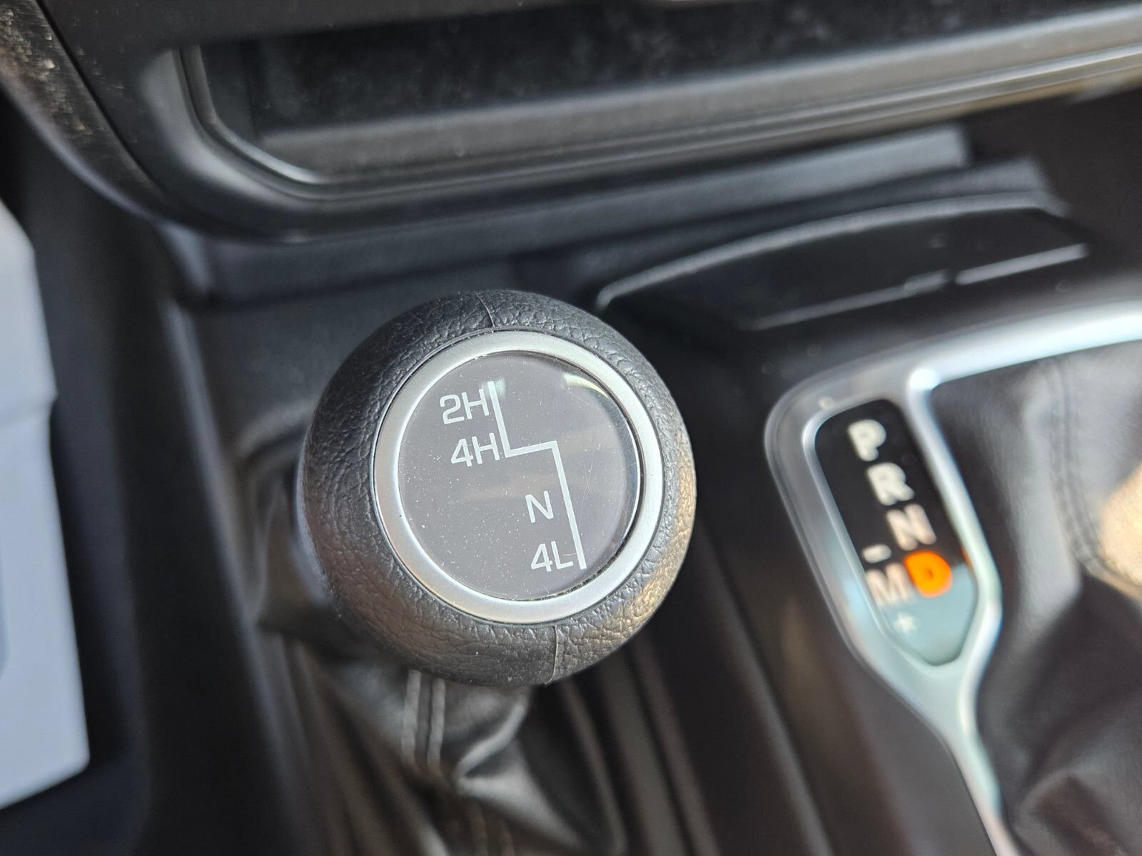 Used 2025 Jeep Wrangler Unlimited Sahara AWD/4WD image 24