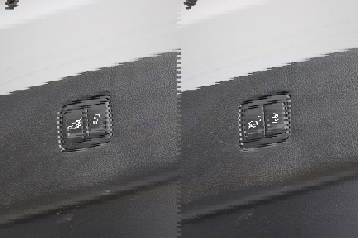 Used 2026 Hyundai Ioniq 9 SE image 38