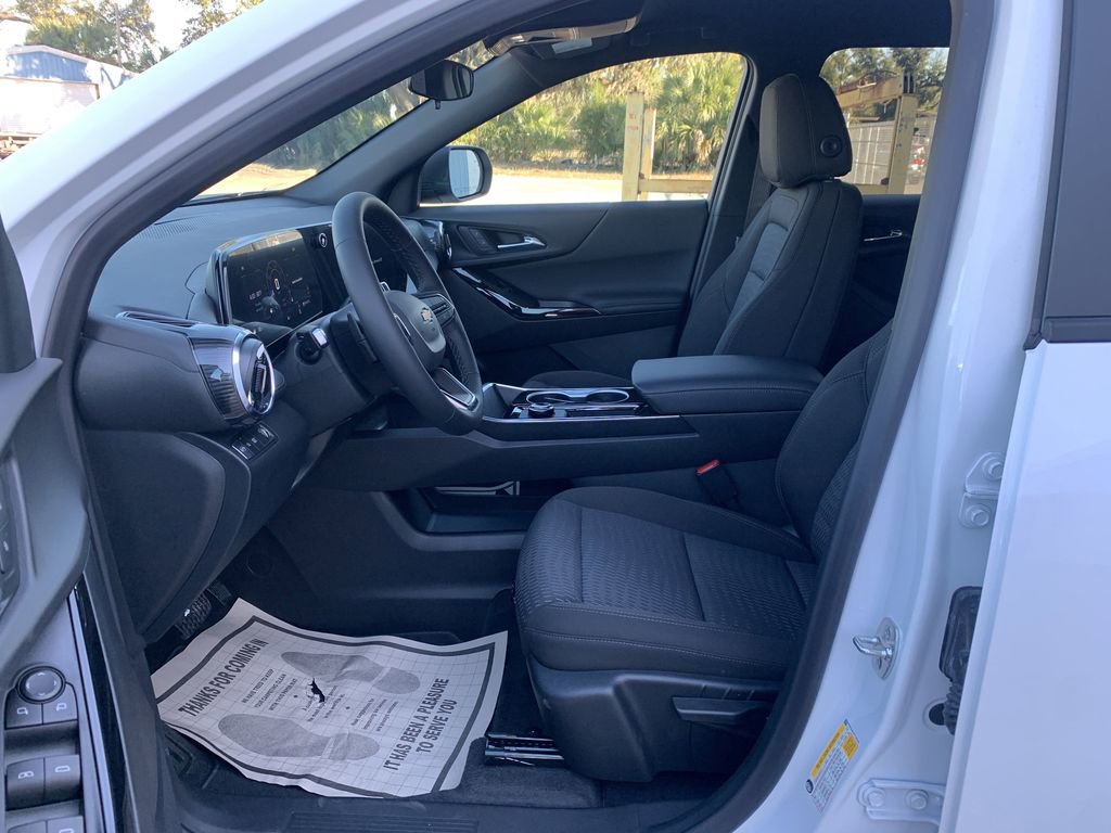 New 2026 Chevrolet Equinox LT image 16