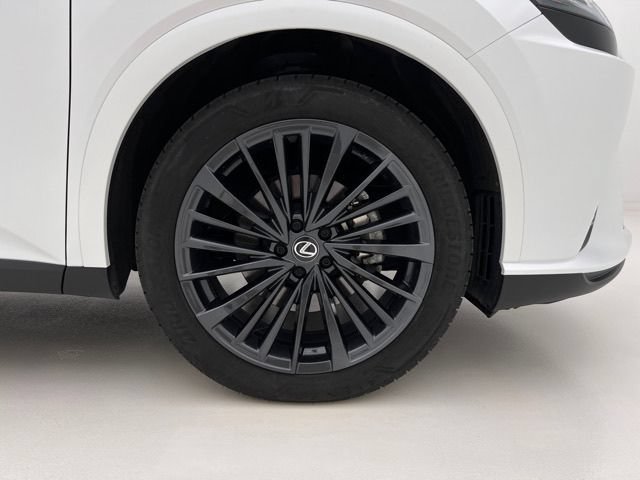 Used 2025 Lexus RX 350h AWD/4WD image 33