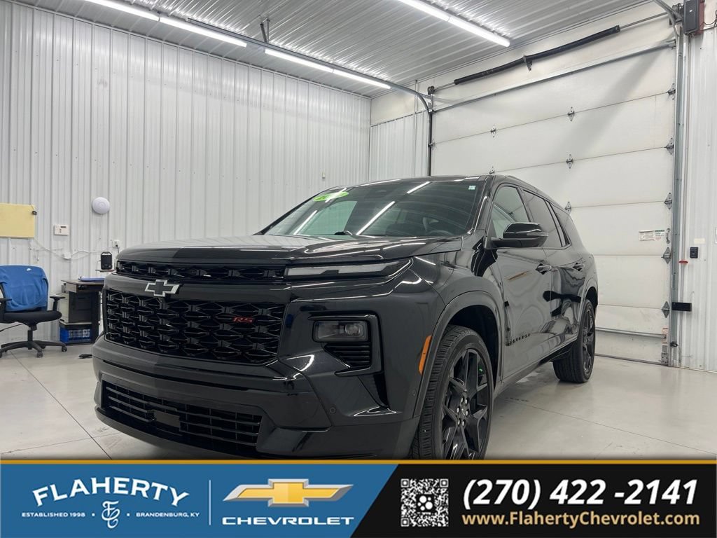 Used 2024 Chevrolet Traverse RS w/ LPO, Floor Liner Package AWD/4WD image 6