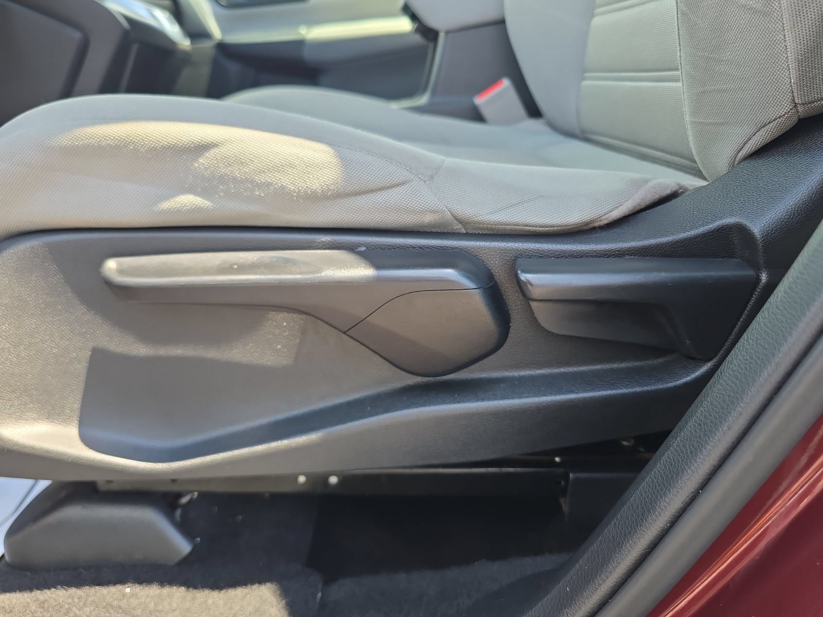 Used 2019 Honda CR-V LX image 16
