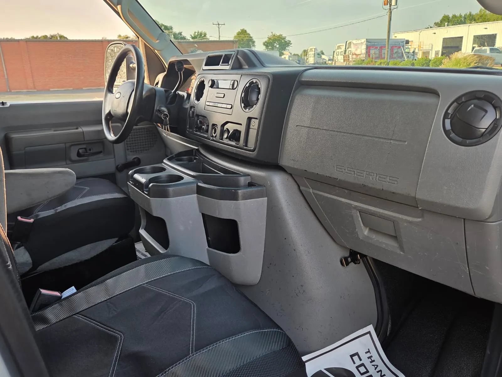 Used 2013 Ford E-350 and Econoline 350 Super Duty RWD image 15
