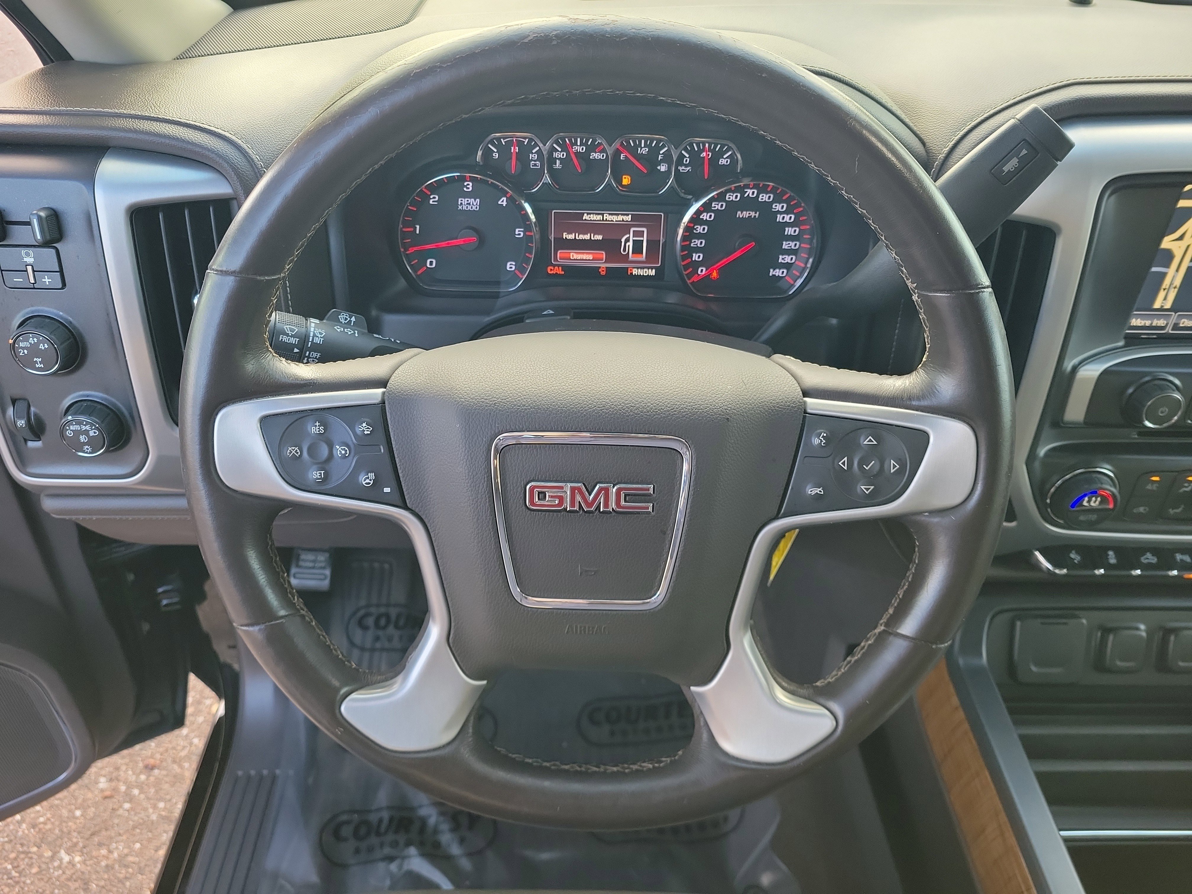 Used 2015 GMC Sierra 1500 SLT image 25