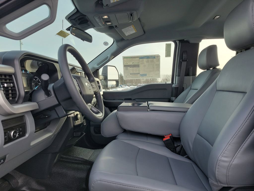 New 2026 Ford F250 XL w/ FX4 Off-Road Package image 16
