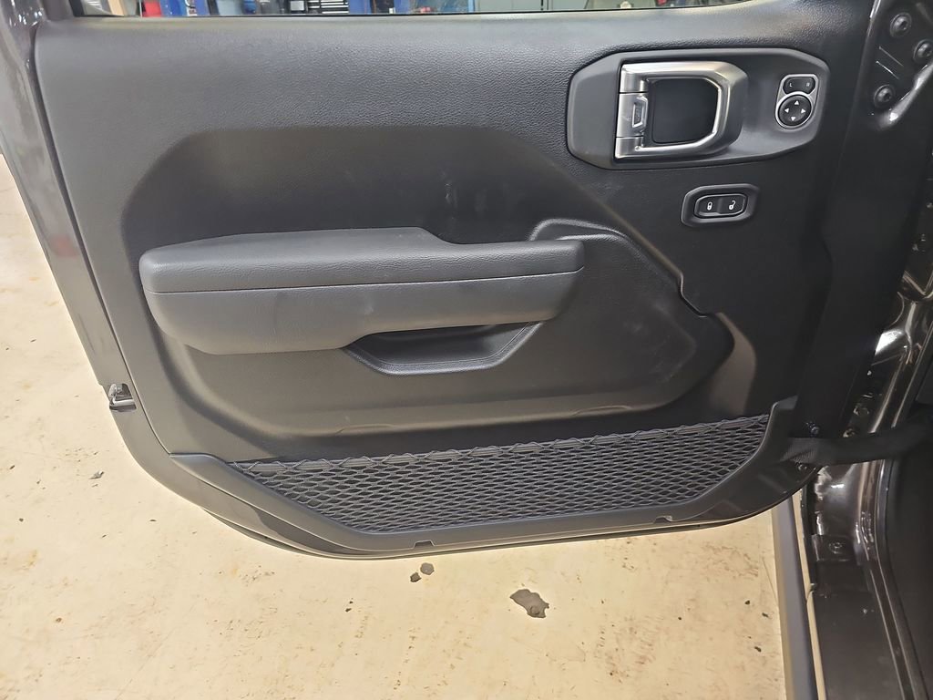 New 2026 Jeep Wrangler Unlimited Rubicon image 11