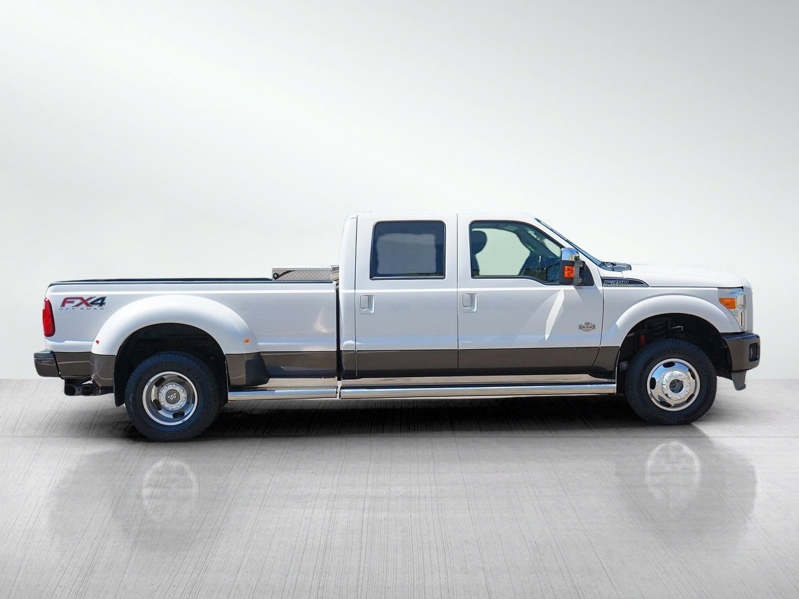 Used 2016 Ford F350 King Ranch AWD/4WD image 6