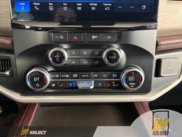 Used 2024 Ford Expedition Limited AWD/4WD image 17