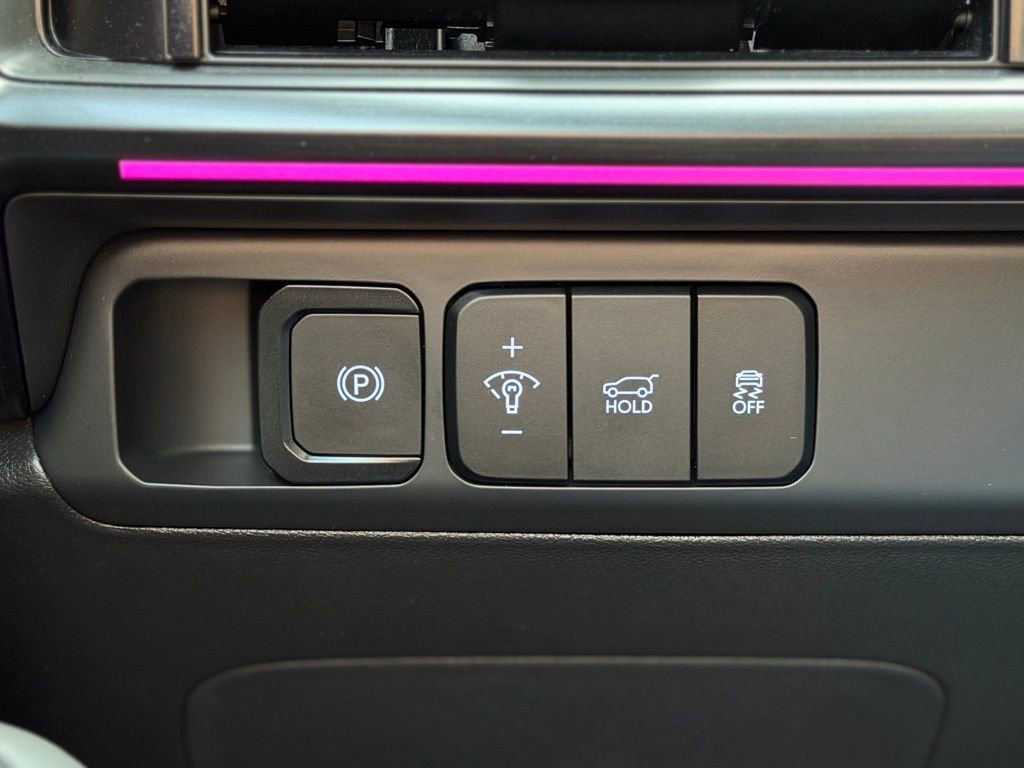 Used 2025 Hyundai Santa Fe Calligraphy image 24