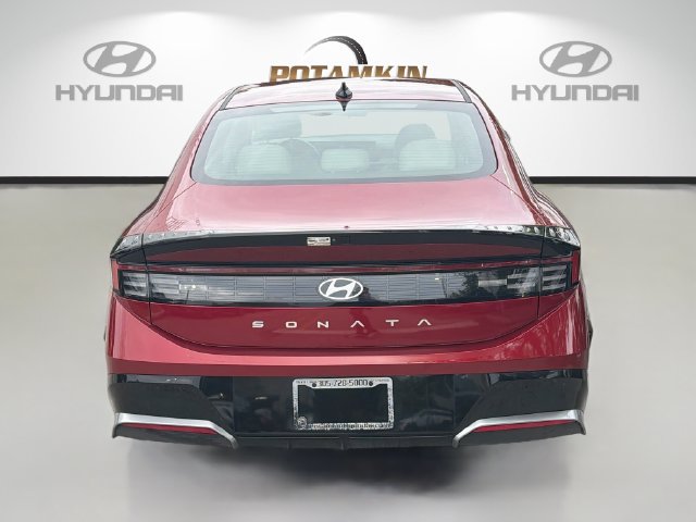 Certified 2026 Hyundai Sonata SEL FWD image 7