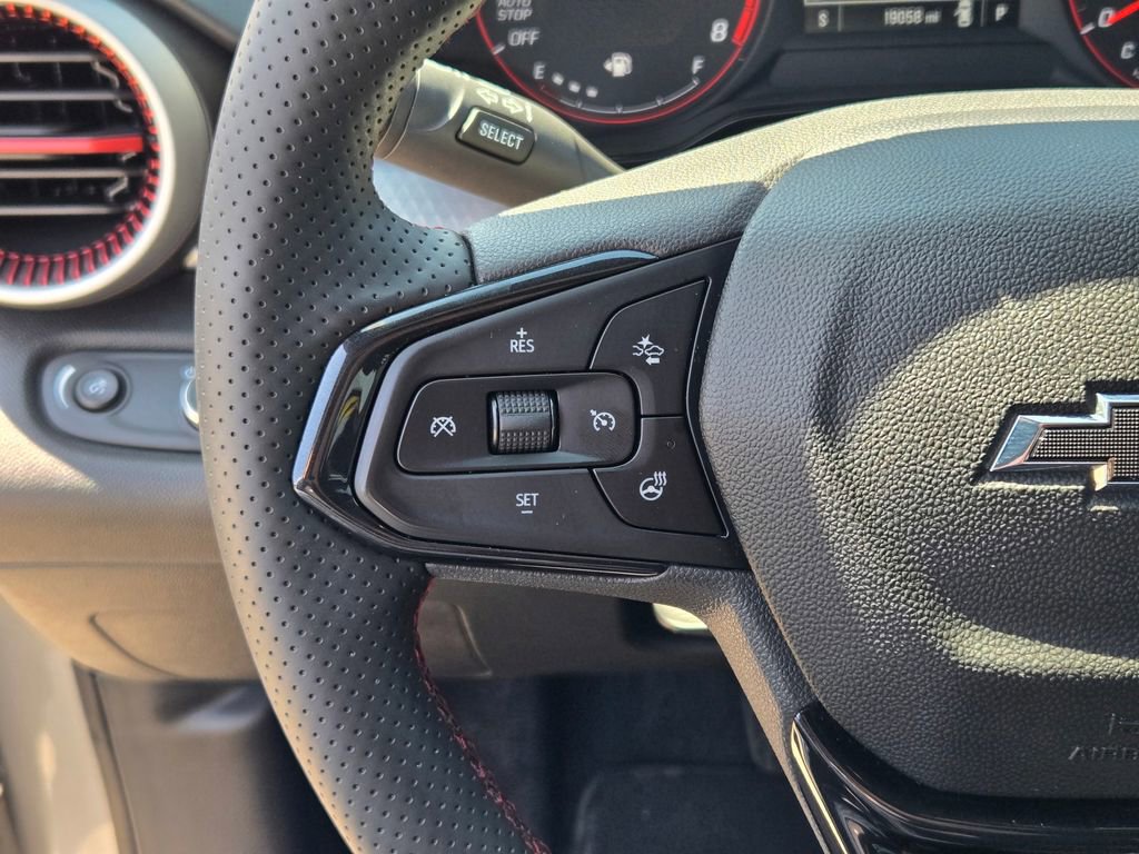 Used 2024 Chevrolet Trax RS w/ Driver Confidence Package FWD image 38