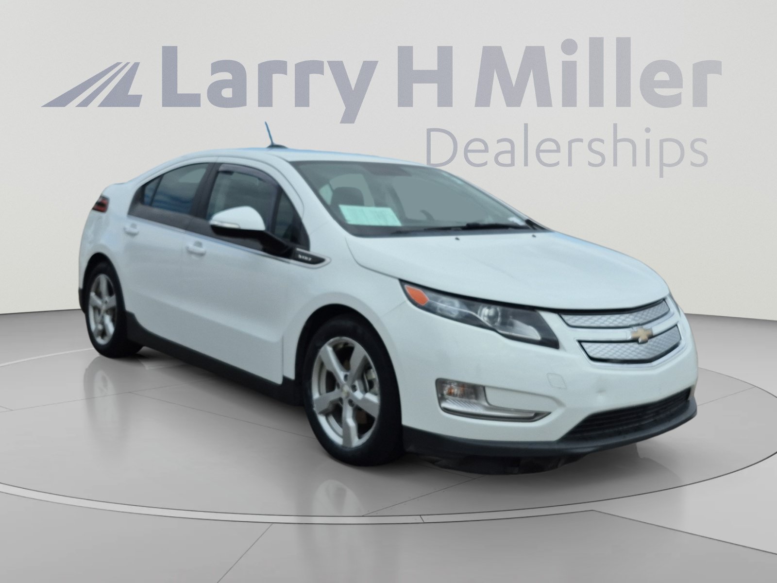 Used 2015 Chevrolet Volt FWD image 7