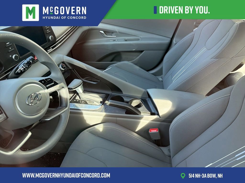 Certified 2023 Hyundai Elantra SEL w/ Preferred Accessory Package image 7
