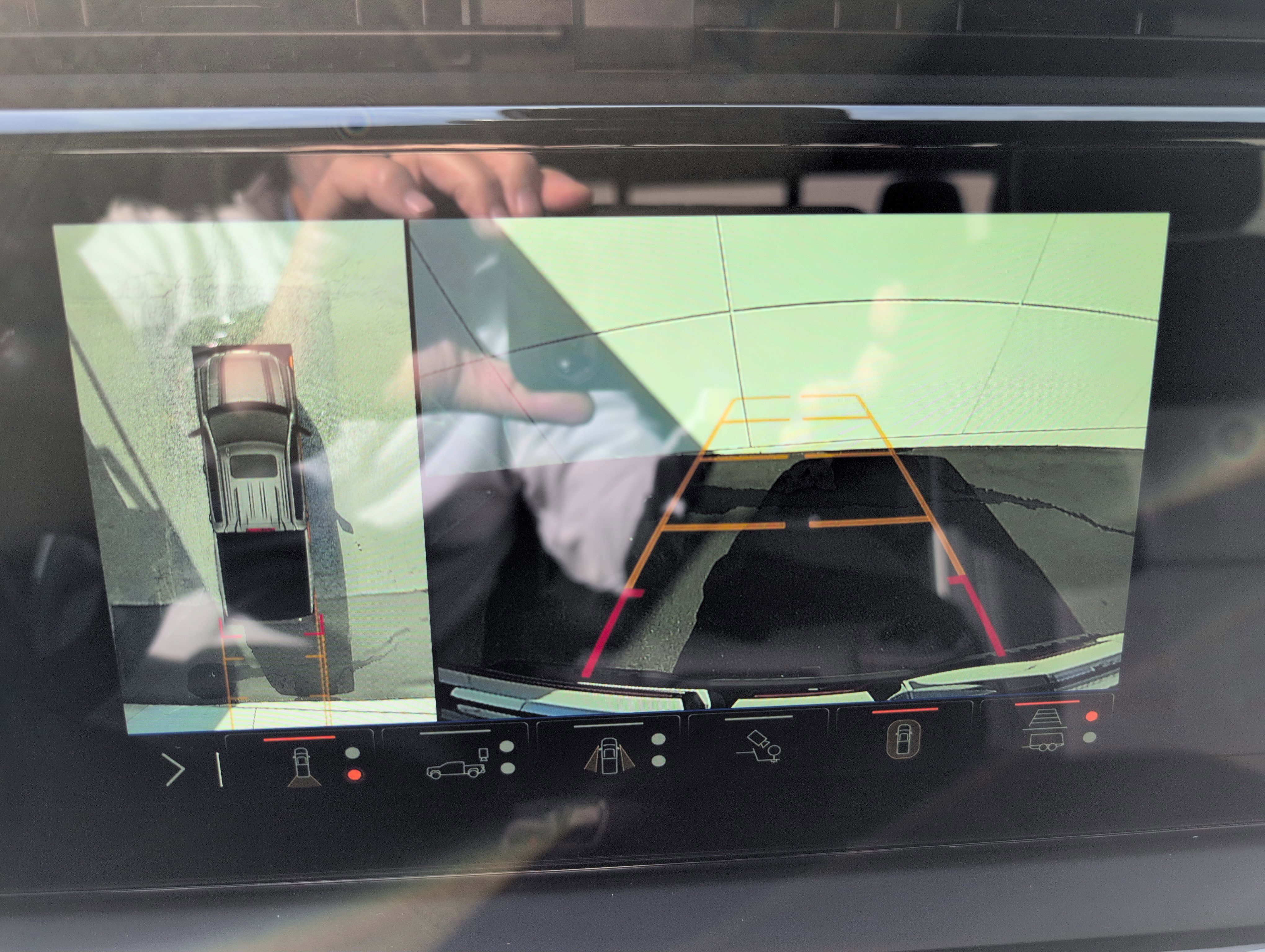 Used 2025 GMC Sierra 1500 AT4X image 24