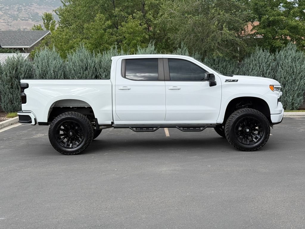 Used 2023 Chevrolet Silverado 1500 RST w/ Z71 Off-Road Package AWD/4WD image 8
