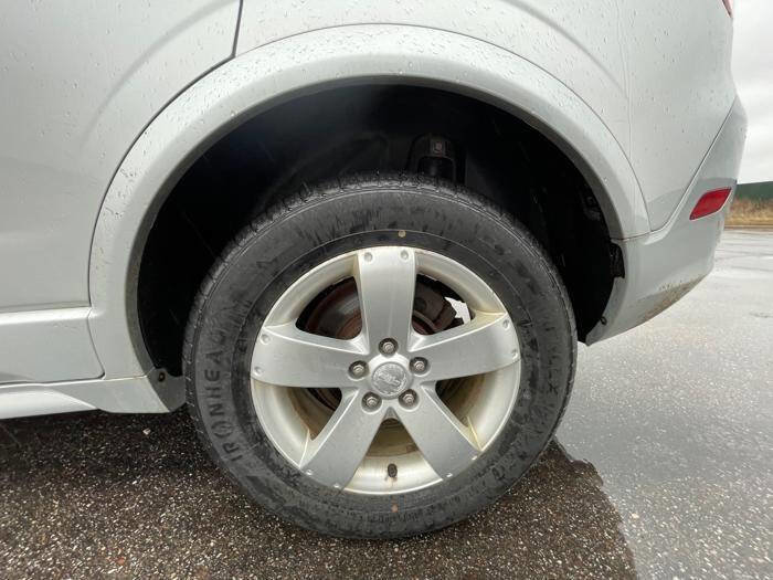 Used 2012 Chevrolet Captiva Sport LT w/ Convenience Package FWD image 14