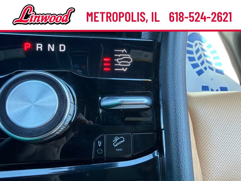 Used 2025 Jeep Grand Cherokee Summit AWD/4WD image 30