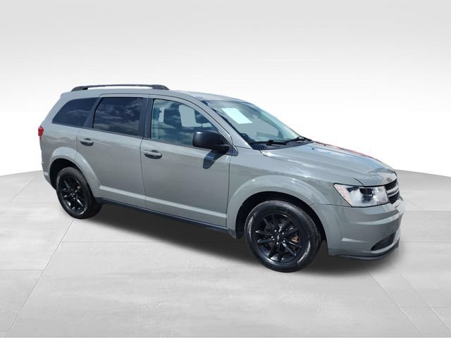 Used 2020 Dodge Journey SE w/ Blacktop Package FWD image 11