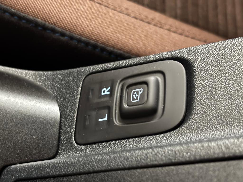 Used 2023 Ford Bronco Outer Banks image 23