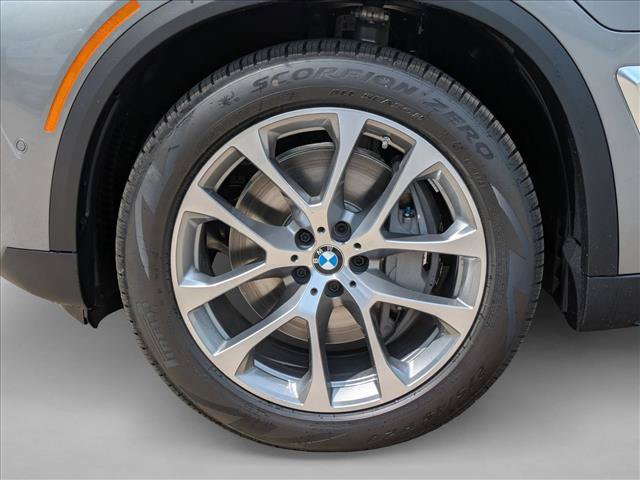 New 2026 BMW X5 xDrive50e AWD/4WD image 10