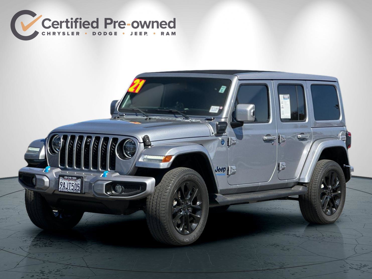 Used 2021 Jeep Wrangler Unlimited Sahara AWD/4WD image 8