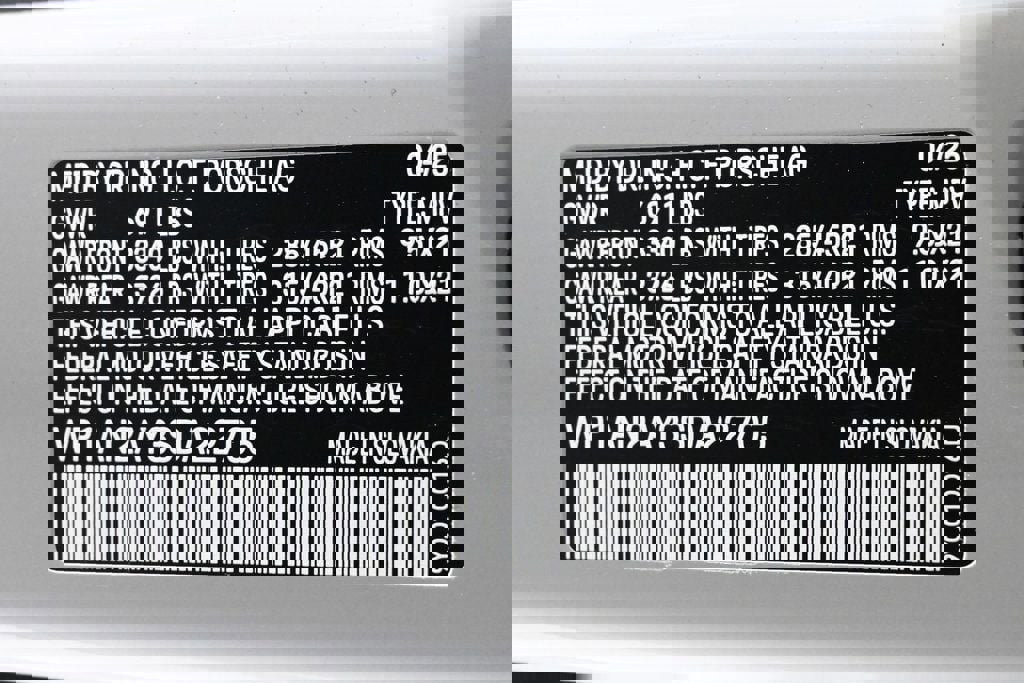 Certified 2025 Porsche Cayenne S image 30