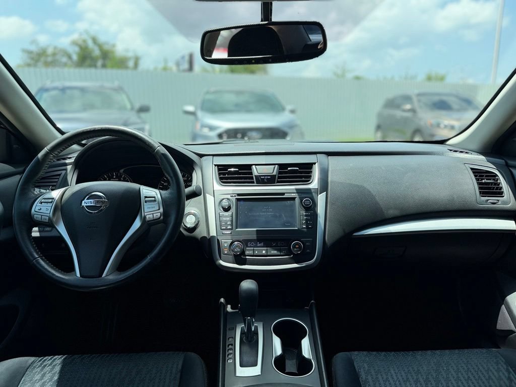 Used 2016 Nissan Altima 2.5 SV w/ Convenience Package FWD image 25