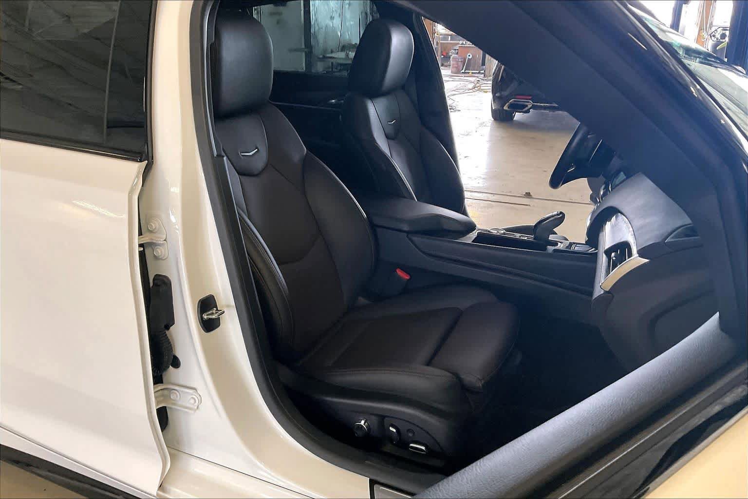 Used 2024 Cadillac CT5 V w/ Premium Package RWD image 8