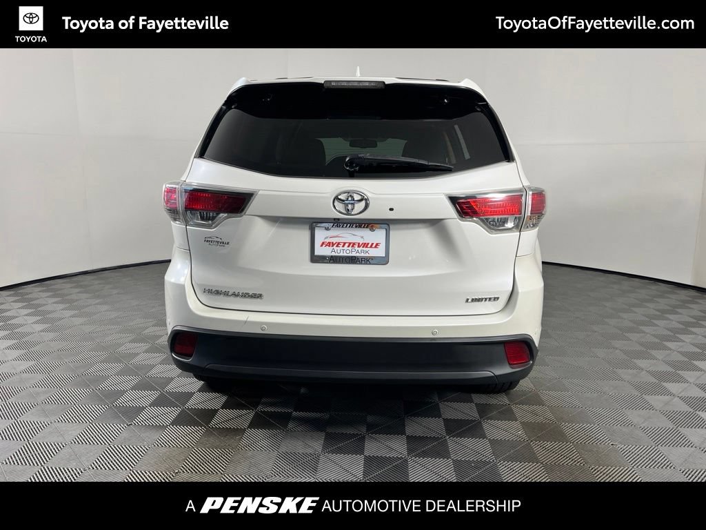 Used 2015 Toyota Highlander Limited FWD image 13