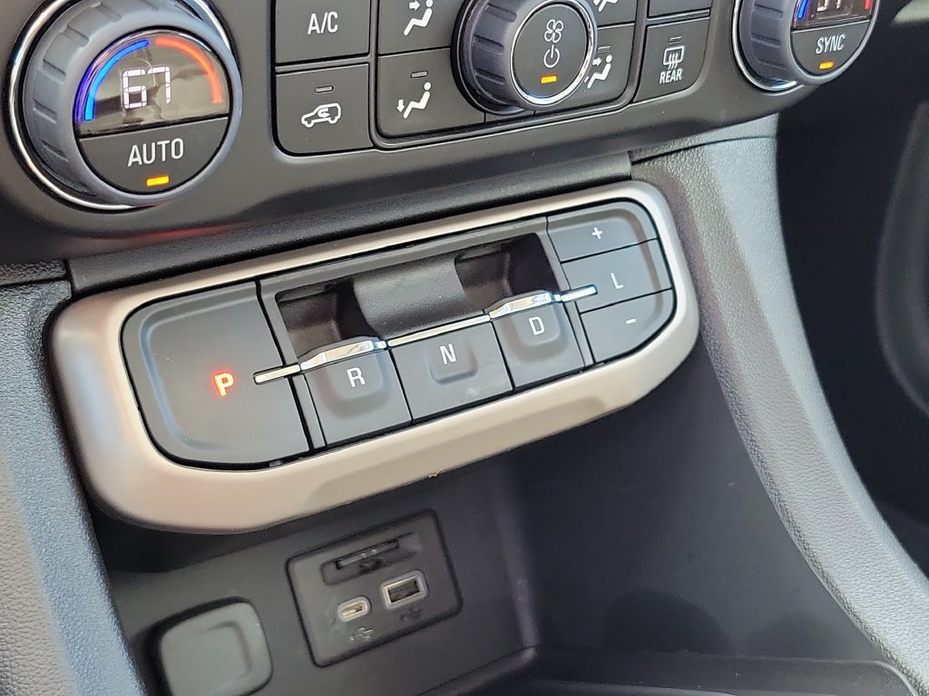 Used 2023 GMC Acadia Denali w/ Denali Ultimate Package AWD/4WD image 29