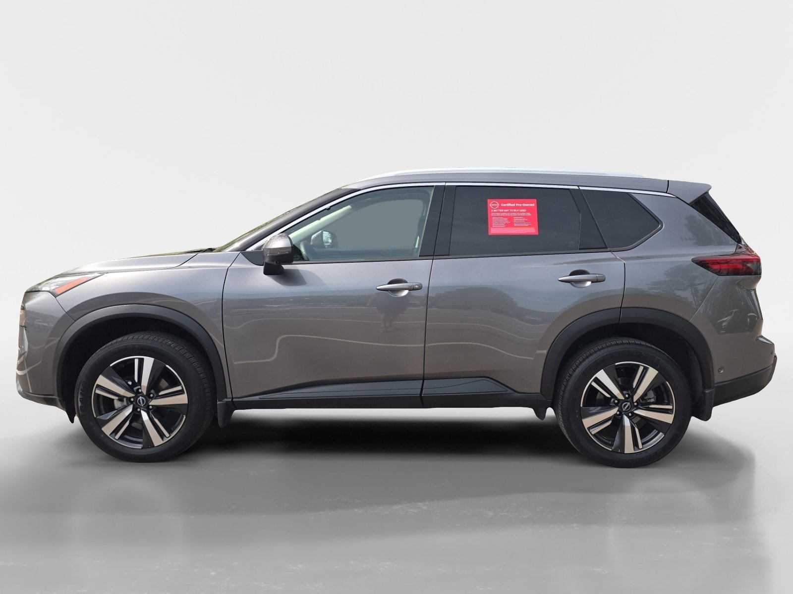 Certified 2025 Nissan Rogue SL AWD/4WD image 2